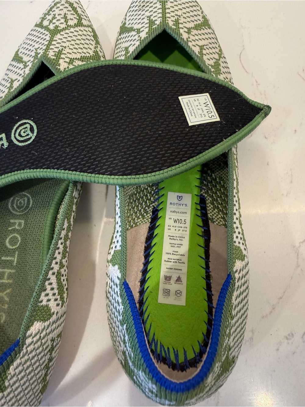 Rothy's Classic The Point - Green and White Pointed Knit Ballet Flats - Picture 5 of 5